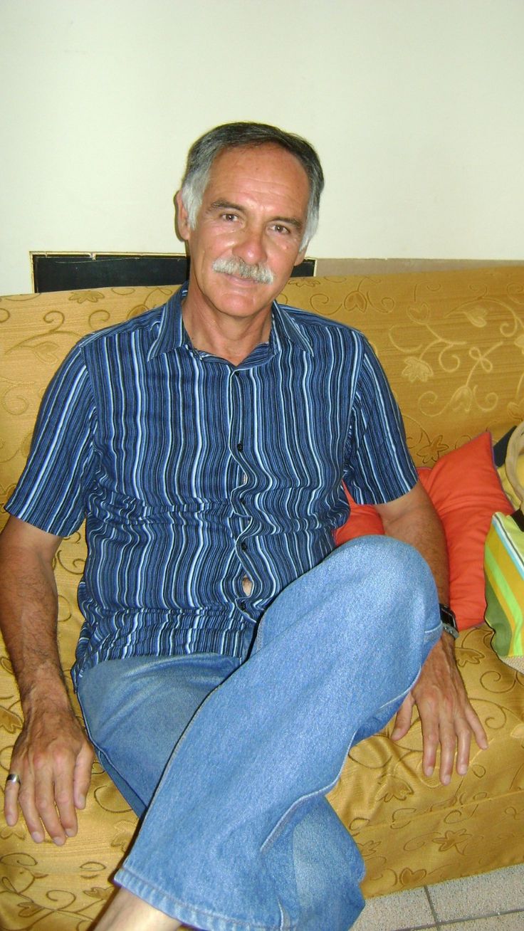 Roberto F.